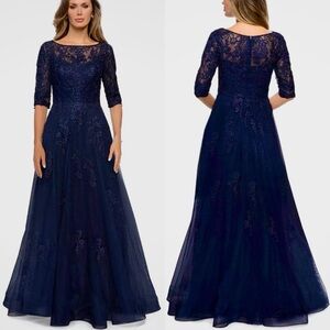 La Femme Navy Blue Floral Lace & Tulle Sparkle Gown
Size 18 Dress